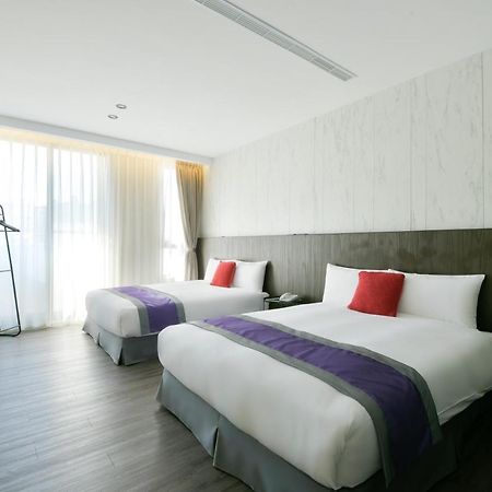 Hotel Hesper Hsr Tajcshung Kültér fotó